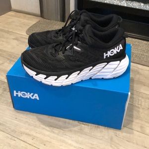Hoka Gaviota 4 shoes
